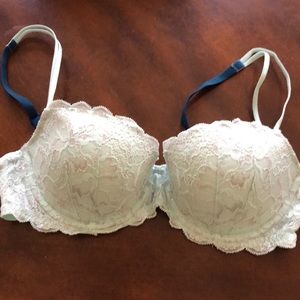 Victoria’s Secret PINK Date Push up